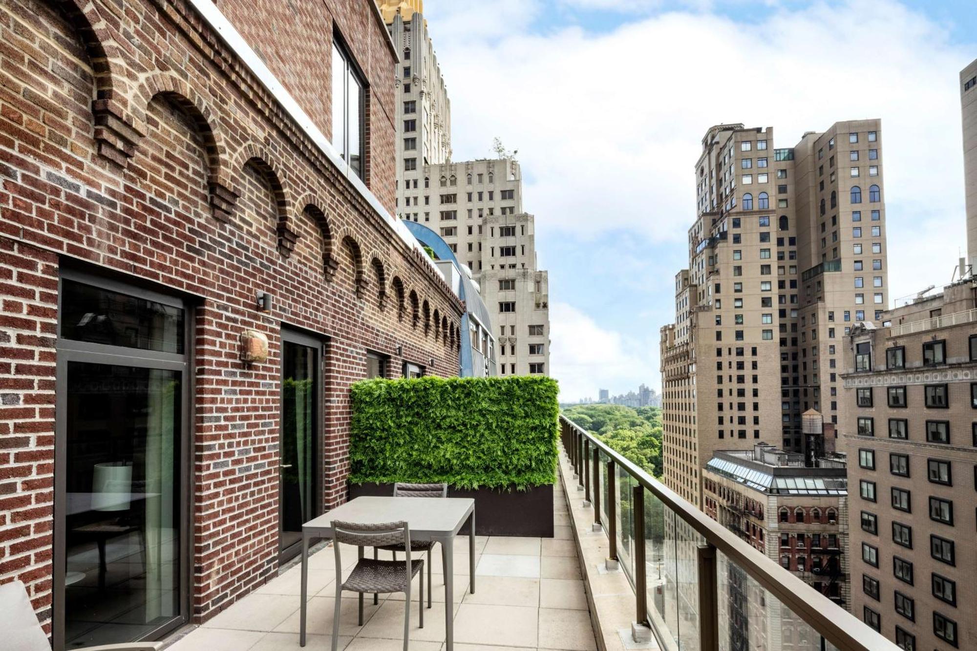 Studio-Penthouse mit Kingsize-Bett